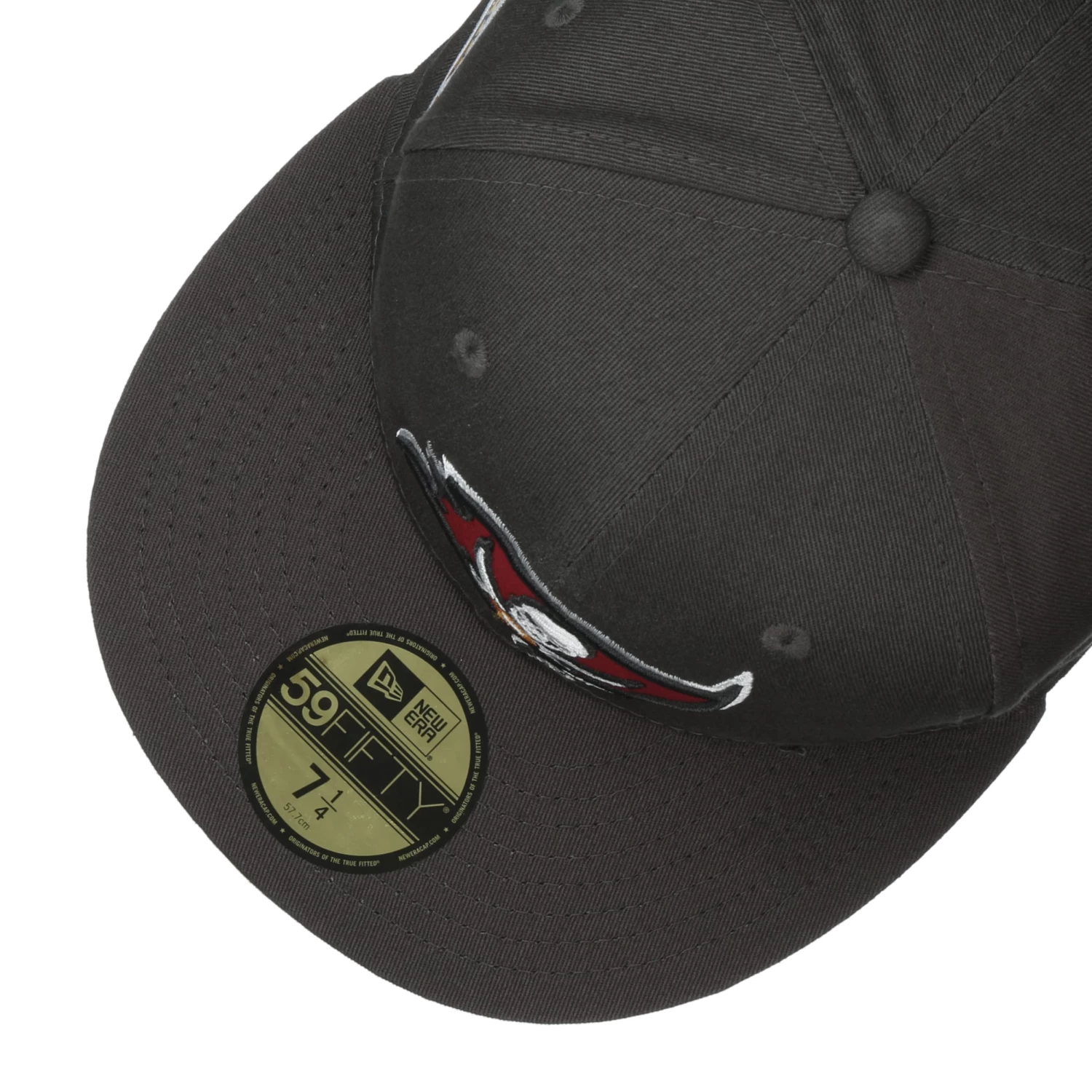 59Fifty NFL Buccaneers Side Patch Cap By New Era 3 59Fifty NFL Buccaneers Side Patch Cap By New Era