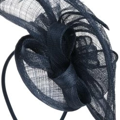 Viadina Fascinator Mit Federn By Seeberger 21 Viadina Fascinator Mit Federn By Seeberger -Modehutgeschäft Viadina Fascinator mit Federn by Seeberger dunkelblau.64919 4rf192