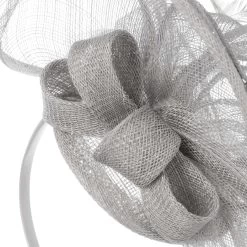 Viadina Fascinator Mit Federn By Seeberger 19 Viadina Fascinator Mit Federn By Seeberger -Modehutgeschäft Viadina Fascinator mit Federn by Seeberger grau.64919 4rf13